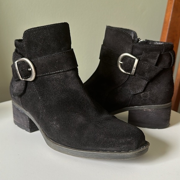 Born Distressed Suede Bootie Stacked Heel Side Zipper Buckle Detail Size 6/ 36.5 - Picture 3 of 12